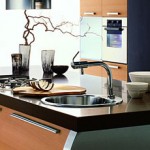 traditional kitchens in rural America optimize air circulation natural lighting