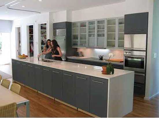Modern remodeling kitchen design with simplicity and elegance combination